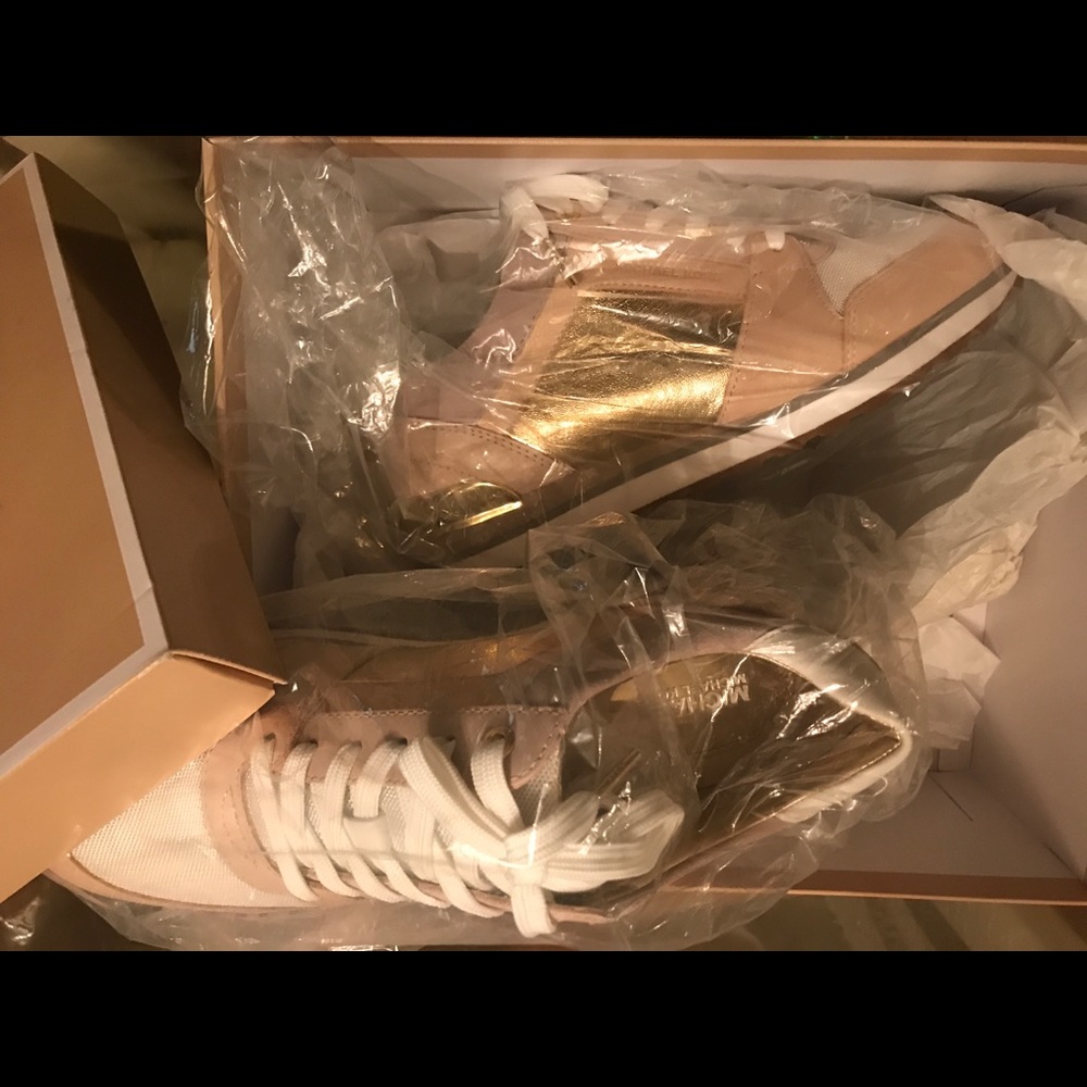Michael kors women’s sneakers..